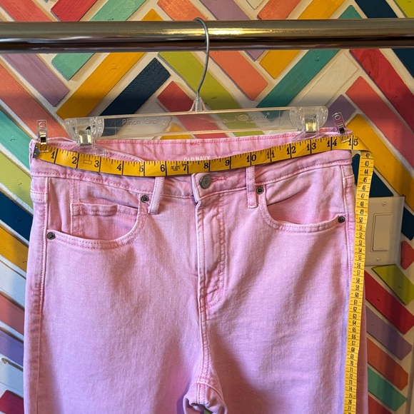 Old Navy Pink Women's Straight Leg Jeans - Picture 4 of 9